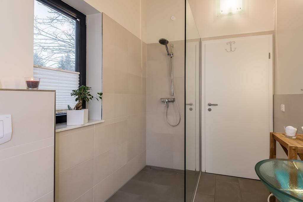 Immas Welt Apartment Utting am Ammersee Bagian luar foto